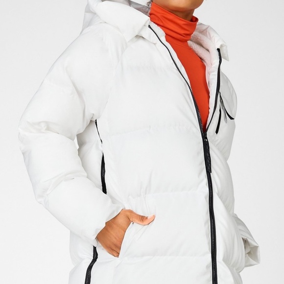 NWT Fabletics Adventure Puffer Coat - Picture 10 of 12